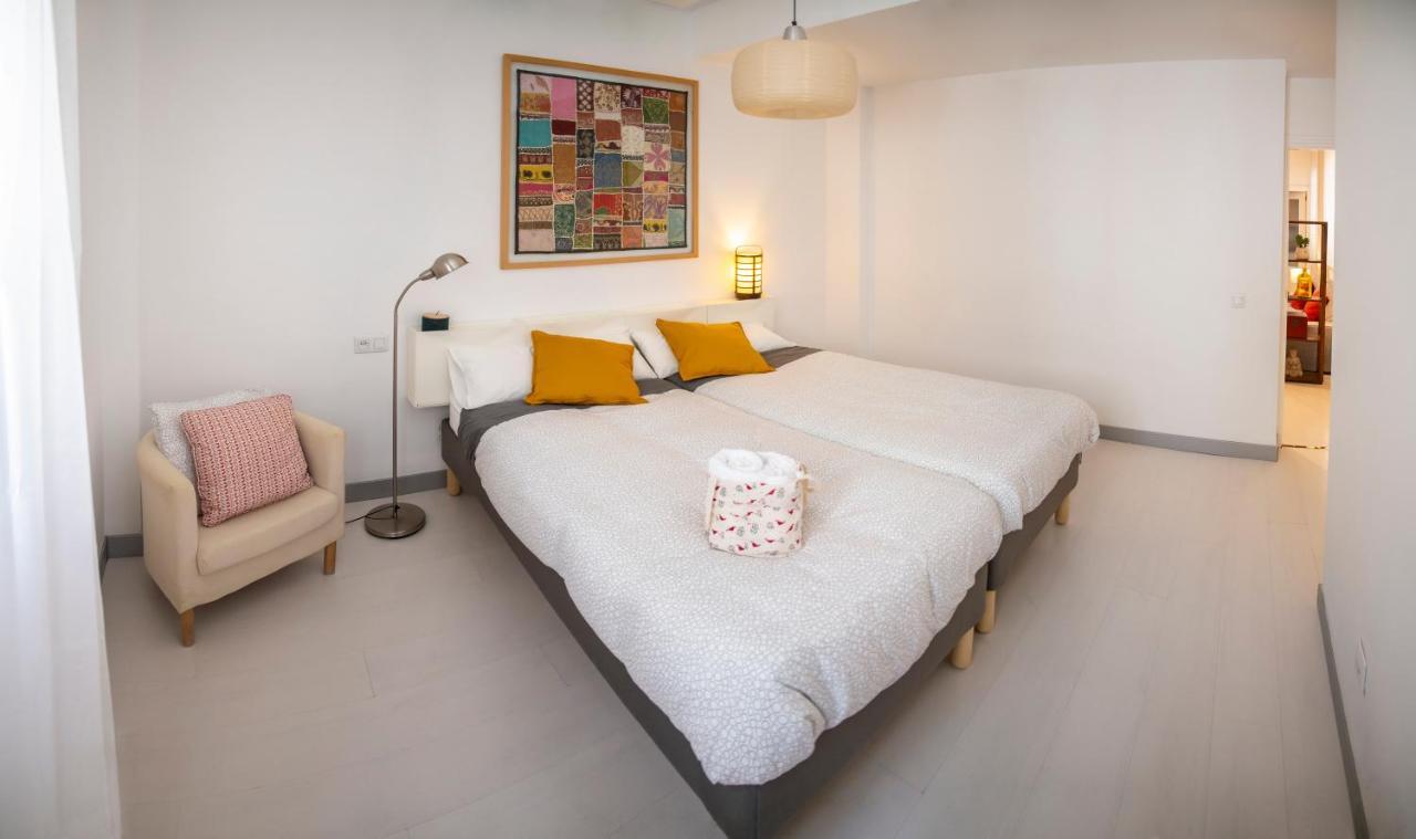 Centuria Macarena, Apartamento Duplex Apartment Sevilla Exterior foto